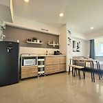 Apartasuit Resort CTG Beach con vista al mar- central 5 min aeropuerto