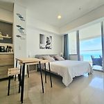 Apartasuit Resort CTG Beach con vista al mar- central 5 min aeropuerto